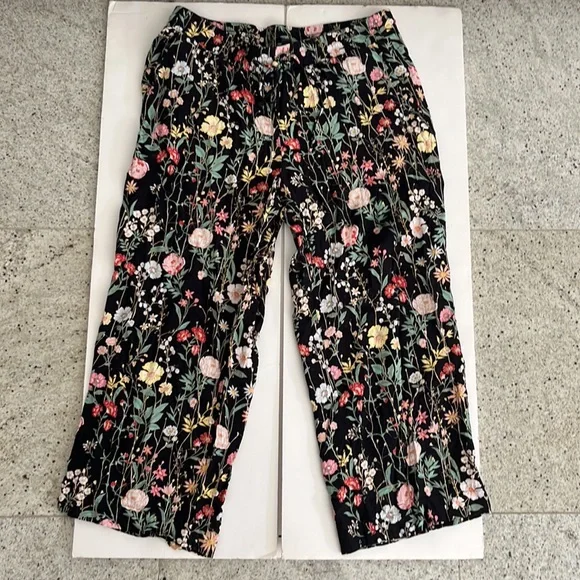 Loft Black and Floral Pants with Elastic and Draw String Waist - Picture 2 of 5